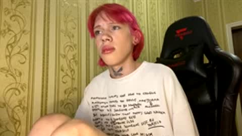 Snapshot of mun_poli chatting on December 2025 02:37:02 PM Polik online show from December 2025 02:37:02 PM