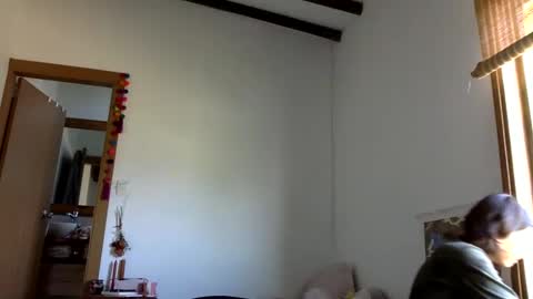   online show from January 2025 01:13:01 PM