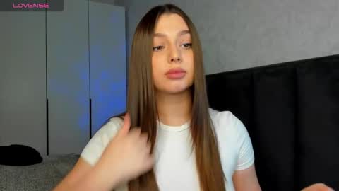 Kaya online show from October 2025 01:07:02 AM