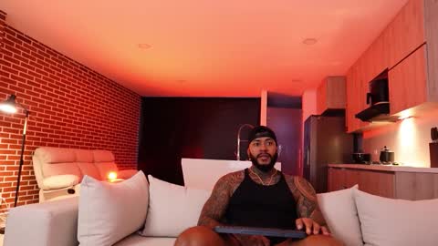 Nick online show from October 2025 10:57:02 AM