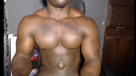 musclegod23 online show from January 2025 12:26:01 AM