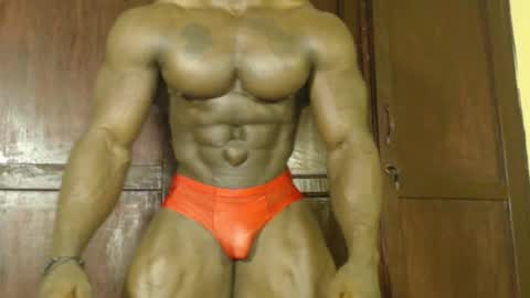 Snapshot of musclegodsammy23 chatting on October 2025 12:02:01 AM musclegod23 online show from October 2025 12:02:01 AM