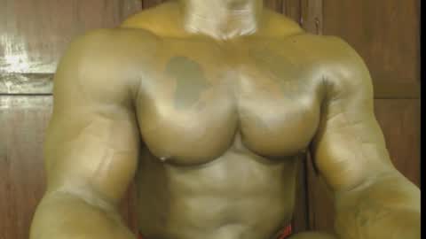 Snapshot of musclegodsammy23 chatting on November 2025 10:04:02 AM musclegod23 online show from November 2025 10:04:02 AM