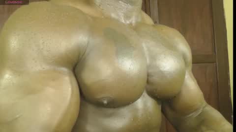 Snapshot of musclegodsammy23 chatting on November 2025 05:56:02 PM musclegod23 online show from November 2025 05:56:02 PM