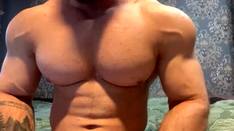 muscularjuggler online show from October 2025 05:39:02 AM