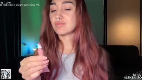 Snapshot of museleks chatting on September 2025 03:01:01 AM Aleksa online show from September 2025 03:01:01 AM