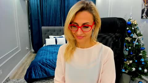 Diana online show from December 2024 05:50:01 PM