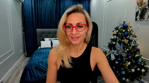 Diana online show from December 2024 01:44:01 PM