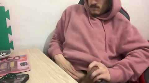 Snapshot of muupp69 chatting on December 2024 02:34:02 PM muupp69 online show from December 2024 02:34:02 PM