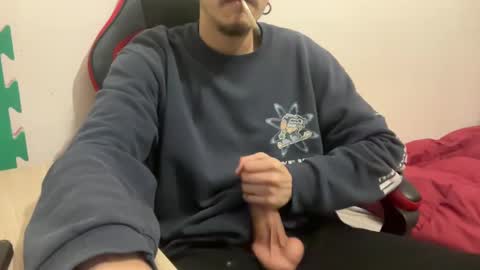 Snapshot of muupp69 chatting on January 2025 03:16:02 AM muupp69 online show from January 2025 03:16:02 AM