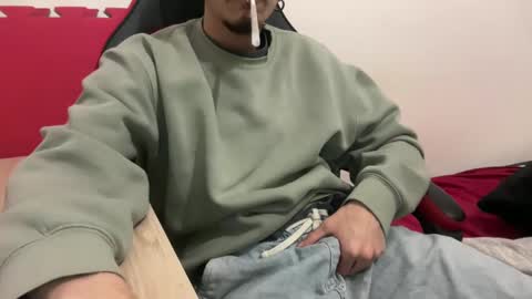 Snapshot of muupp69 chatting on January 2025 01:15:01 AM muupp69 online show from January 2025 01:15:01 AM