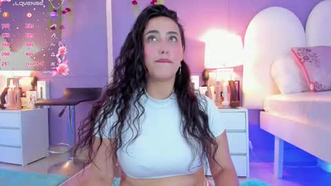 Snapshot of my_aleja_ chatting on October 2025 01:23:02 PM my_aleja_ online show from October 2025 01:23:02 PM