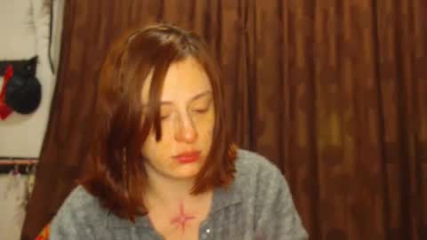     sara      i know you love me xoxox     online show from November 2025 09:43:01 AM