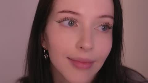 STELLA online show from December 2025 05:21:02 PM