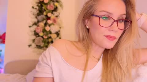 Mya-be Yours P online show from December 2024 09:52:01 PM