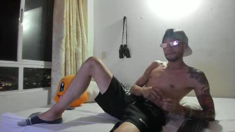 JUAN TORRES CREATURE online show from November 2025 04:12:02 AM