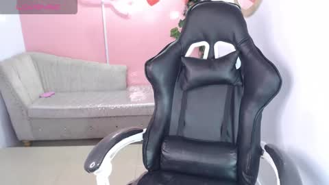 mychell_ch online show from February 2025 04:44:01 AM