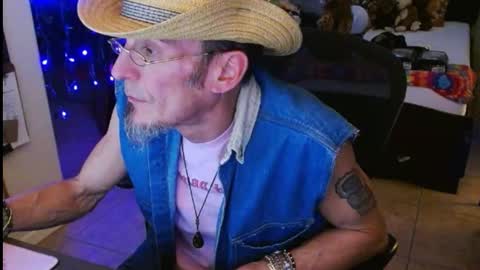 Snapshot of mycock4u247 chatting on February 2025 05:12:02 AM LA MARIPOSA DE MARICOPA online show from February 2025 05:12:02 AM