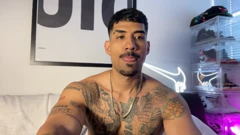 Myke esthetic online show from September 2025 09:27:02 PM