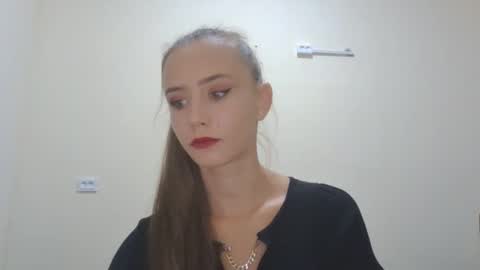 mylittle_flame online show from October 2025 01:42:02 PM