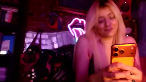 Snapshot of myluckyfuck chatting on October 2025 01:23:02 PM myluckyfuck online show from October 2025 01:23:02 PM