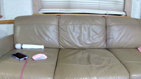 Snapshot of mymindbreaks2 chatting on December 2024 09:39:01 PM mymindbreaks online show from December 2024 09:39:01 PM