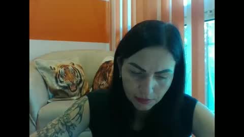 Snapshot of mystaluuna chatting on October 2025 06:47:01 AM mystaluuna online show from October 2025 06:47:01 AM