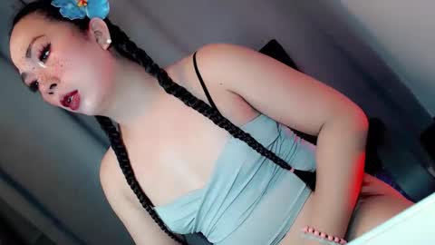 Snapshot of mysterious_kim chatting on October 2025 03:18:02 AM kimmy online show from October 2025 03:18:02 AM