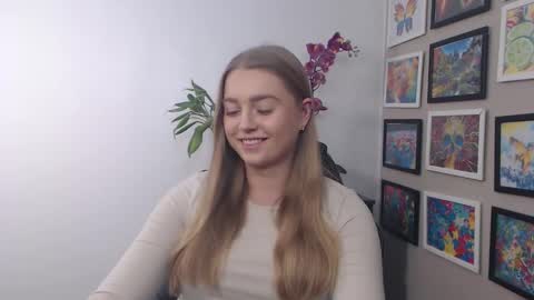 Erica online show from December 2024 01:10:01 PM