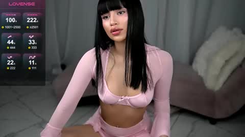 Snapshot of mysticlayla chatting on November 2025 04:33:02 AM mysticlayla online show from November 2025 04:33:02 AM