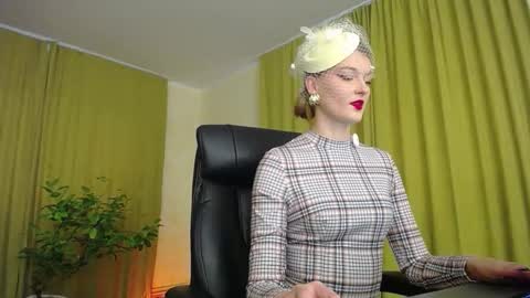 Snapshot of mysticvenus_ chatting on October 2025 01:42:02 PM mysticvenus_ online show from October 2025 01:42:02 PM