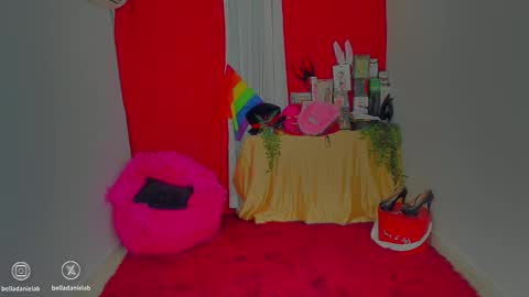 Snapshot of mysweetdanny chatting on December 2025 10:31:02 AM IG belladanielab online show from December 2025 10:31:02 AM