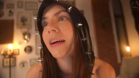 Snapshot of myxspacegirl chatting on September 2025 07:26:01 PM Kate or KT online show from September 2025 07:26:01 PM