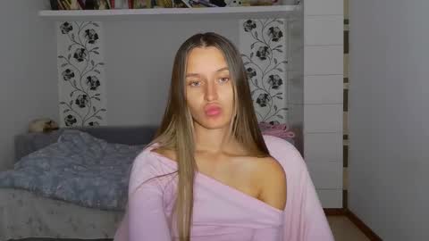 Snapshot of n0names chatting on November 2025 03:56:01 PM Eva online show from November 2025 03:56:01 PM