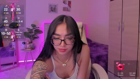 anny online show from December 2024 09:17:01 PM