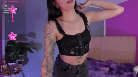 Snapshot of naath_ chatting on November 2025 10:01:01 PM anny online show from November 2025 10:01:01 PM