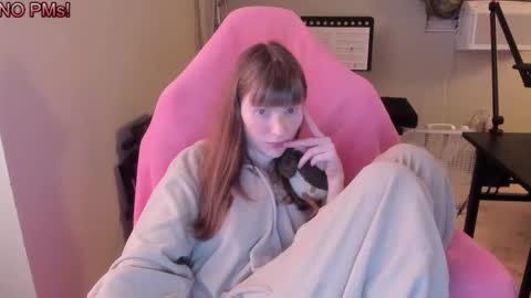 Natalie Marlo online show from September 2025 02:15:02 AM