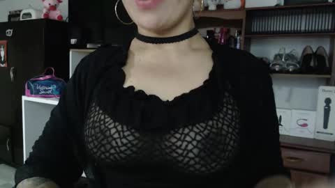 Nadia  online show from February 2025 06:48:01 AM