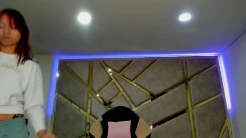 Snapshot of nahia_low chatting on February 2025 03:01:02 AM Valeria online show from February 2025 03:01:02 AM