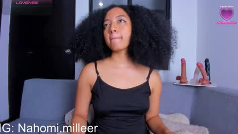 Snapshot of nahomi_miller_ chatting on October 2025 12:22:02 AM Laura online show from October 2025 12:22:02 AM