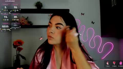 Snapshot of nahomirosse chatting on October 2025 12:01:02 PM SHELBY online show from October 2025 12:01:02 PM