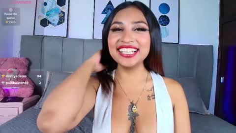 Naia online show from October 2025 08:22:01 PM