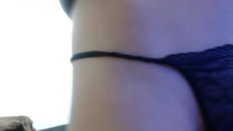 naiakit18 online show from February 2025 02:35:02 AM