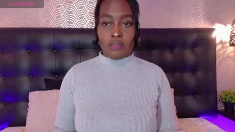 Snapshot of naiaramasson_ chatting on September 2025 12:19:01 PM naiaramasson_ online show from September 2025 12:19:01 PM