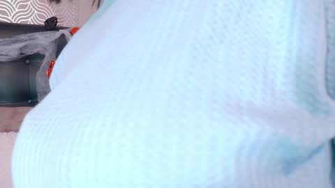 Snapshot of naiaramasson_ chatting on October 2025 12:16:01 PM naiaramasson_ online show from October 2025 12:16:01 PM