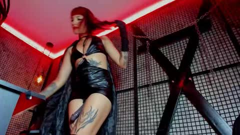 Naila online show from October 2025 03:13:01 PM