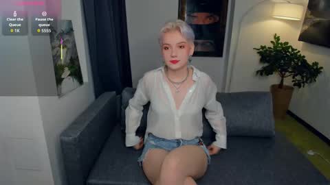 Kate online show from September 2025 11:01:02 AM