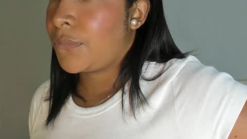 nami_sam online show from October 2025 12:27:01 PM