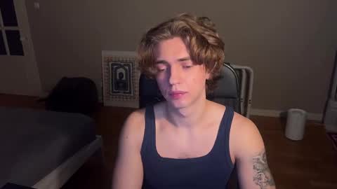 Snapshot of namiraaxel chatting on January 2025 07:52:01 PM Georges online show from January 2025 07:52:01 PM