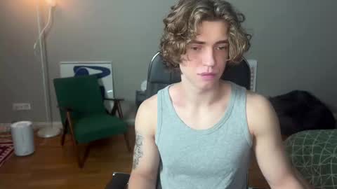 Snapshot of namiraaxel chatting on February 2025 06:30:01 AM Georges online show from February 2025 06:30:01 AM